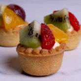 Extra Small Tart with Seasonal Fruits - Coctail Sweets - WILTON PATISSERIE